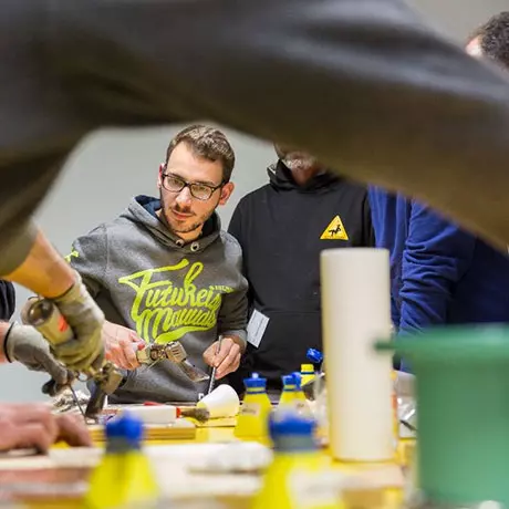The Skin Academy : centro di formazione per lattonieri e coperturisti